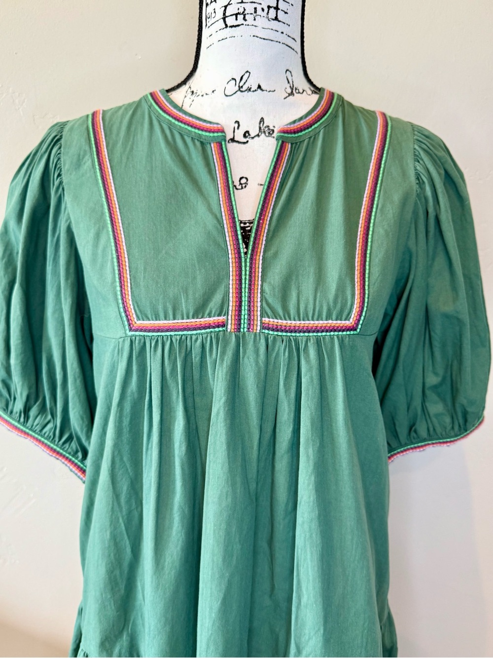Pinch Meadow Tiered Mini Dress in Hunter Green, Embroidered Cotton. SMALL NWOT - Picture 6 of 17